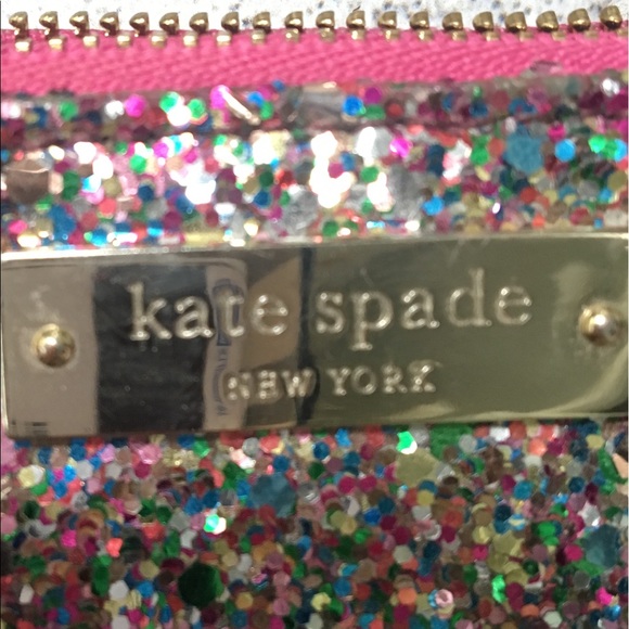 KATE SPADE WALLET - Picture 1 of 4